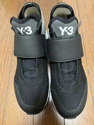 Y-3 블랙 스니커즈 24cm