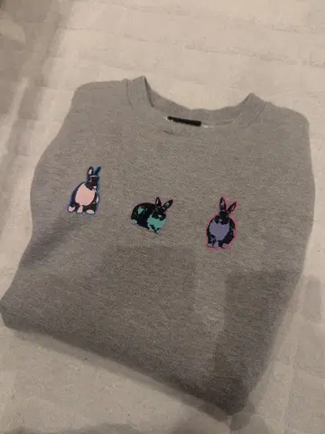 Paul Smith PS 토끼 자수 맨투맨 그레이