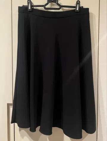 Max Mara Studio 스커트 사이즈 40