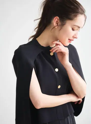 LOUNIE 블랙 버튼 가디건