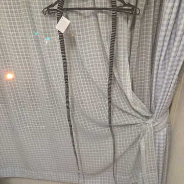 중국 텍스타일 아티스트 Fanglu Lin과 ZARA 콜라보 벨트