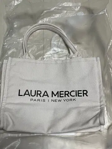 LAURA MERCIER 핸드백