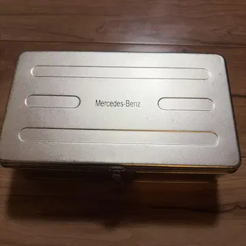 Mercedes-Benz 초로Q 4대 세트 캔