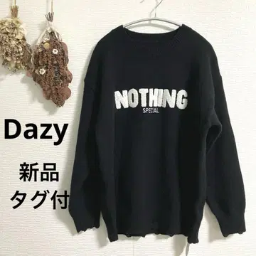 [택 포함 새상품] Dazy 로고 니트 스웨터 데미지 가공 블랙