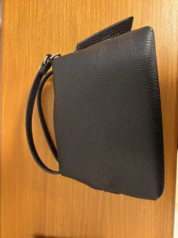 잔니 키아리니 숄더백