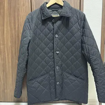 MACKINTOSH LONDON 블랙 퀼팅 자켓