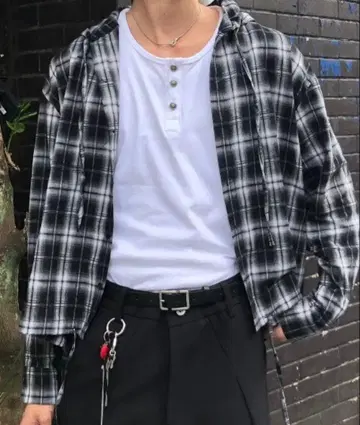 지하+ 후디 체크 셔츠