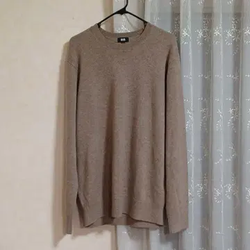 새상품급 UNIQLO 유니클로 캐시미어 100% 크루넥 니트 L