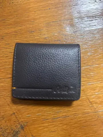크로커다일 동전 지갑