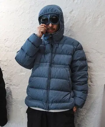 24AW C.P. Company Chrome-R 고글 다운 자켓