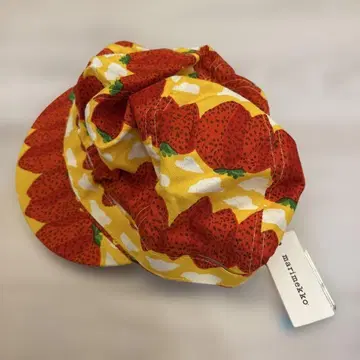 마리메꼬 모자 MANSIKKAVUORET marimekko 미사용 새상품