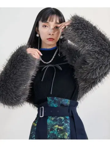 [ 새상품급 ] HARE 롱 퍼 볼레로 그레이