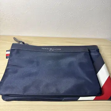 TOMMY HILFIGER 클러치백