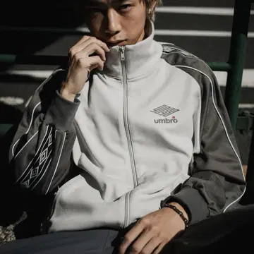 9090 x umbro 레글런 트랙 재킷