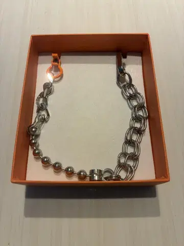 HERON PRESTON 실버 목걸이