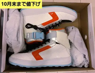 HENSHIN by KAMEN RIDER 스니커즈 포제 타입