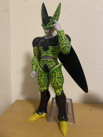 퍼펙트 셀 피규어 A상 제일복권