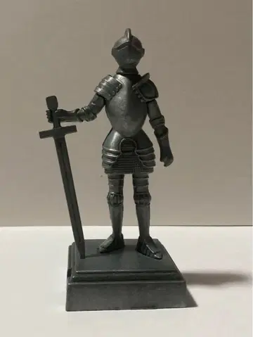 대영 박물관 중세 기사 피규어 연필깎이