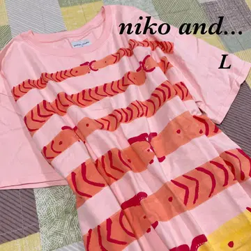 [ niko and - ] 츠모리치사토 콜라보 츠모리스네이크 보더 T셔츠