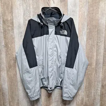 구제 의류 THE NORTH FACE 마운틴 파카 그레이/블랙