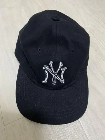 [ BASICKS ] Bone New York Cap