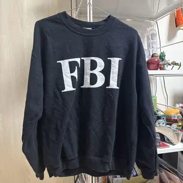 FBI GILDAN 맨투맨