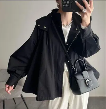 Emma Taylor 마운틴 파카 윈드 브레이커