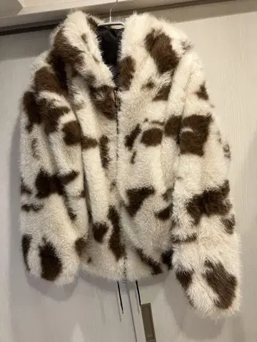 FR(13)NDS / 프렌즈 / FAKE FUR HOOD BZ