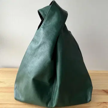 심플한 천연 가죽 마르쉐 백 L 그린