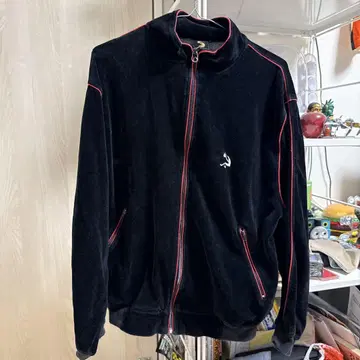 샤크 벨로아 저지