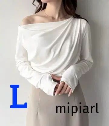 새상품급 mipiarl 얇은 소재 드레이프 상의 화이트 L