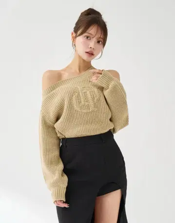 다리치 Darich 케이블 로고 아지메 니트탑 BEG
