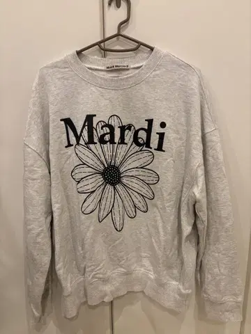 Mardi 꽃무늬 프린트 맨투맨 그레이