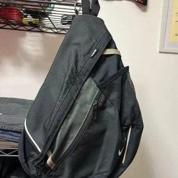NIKE 원 숄더백