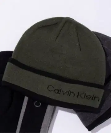 Calvin Klein 니트 모자 리버서블