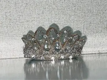 브라이스 트웬티 이어즈 오브 러브 티아라만