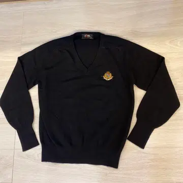 일본제 HONMA 혼마 V넥 캐시미어 니트 스웨터 블랙 색상