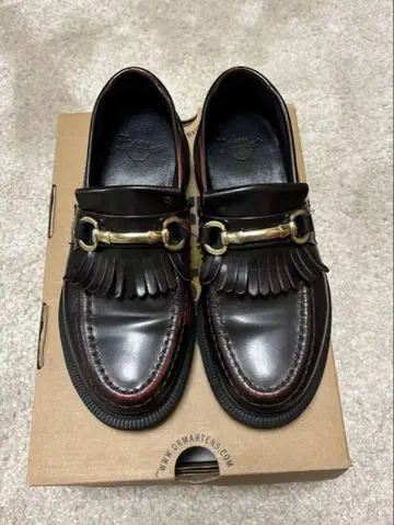 Dr. Martens 비트 로퍼 (레드)