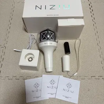NiziU 공식 응원봉