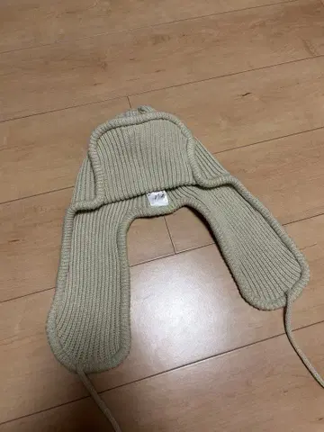 니코앤드 베이지 귀도리 니트 모자