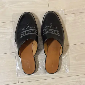Hender Scheme Cheak Black/White 사이즈 5 상자