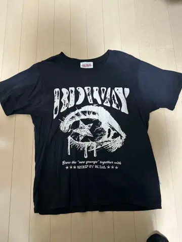 BADWAY 그래픽 T셔츠 블랙