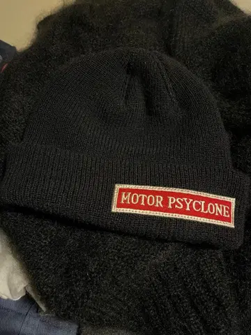 프리휠러스 MOTOR PSYCLONE 블랙 니트 모자