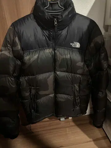 THE NORTH FACE 다운 자켓 카모플라쥬