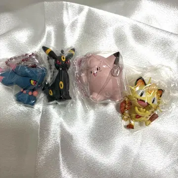 포켓몬 축광 피규어 참 블래키 피피 무우마 나옹(냐스)