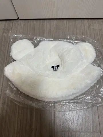 [ 새상품 ] 디즈니 귀달이 화이트 퍼 복슬복슬 모자