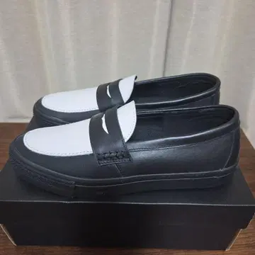 컨버스 스케이트보딩 로퍼 화이트 블랙 28cm 미사용 새상품