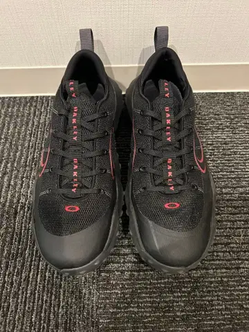 오클리 Edge Flex Blackout 28cm