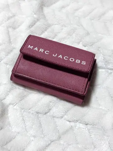 MARC JACOBS 3단 폴더형 지갑 버건디