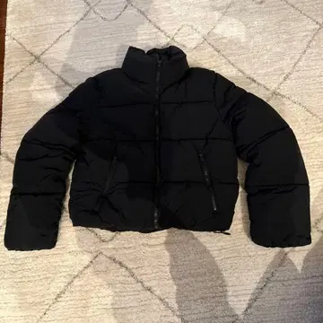 H&M 블랙 숏 다운 자켓